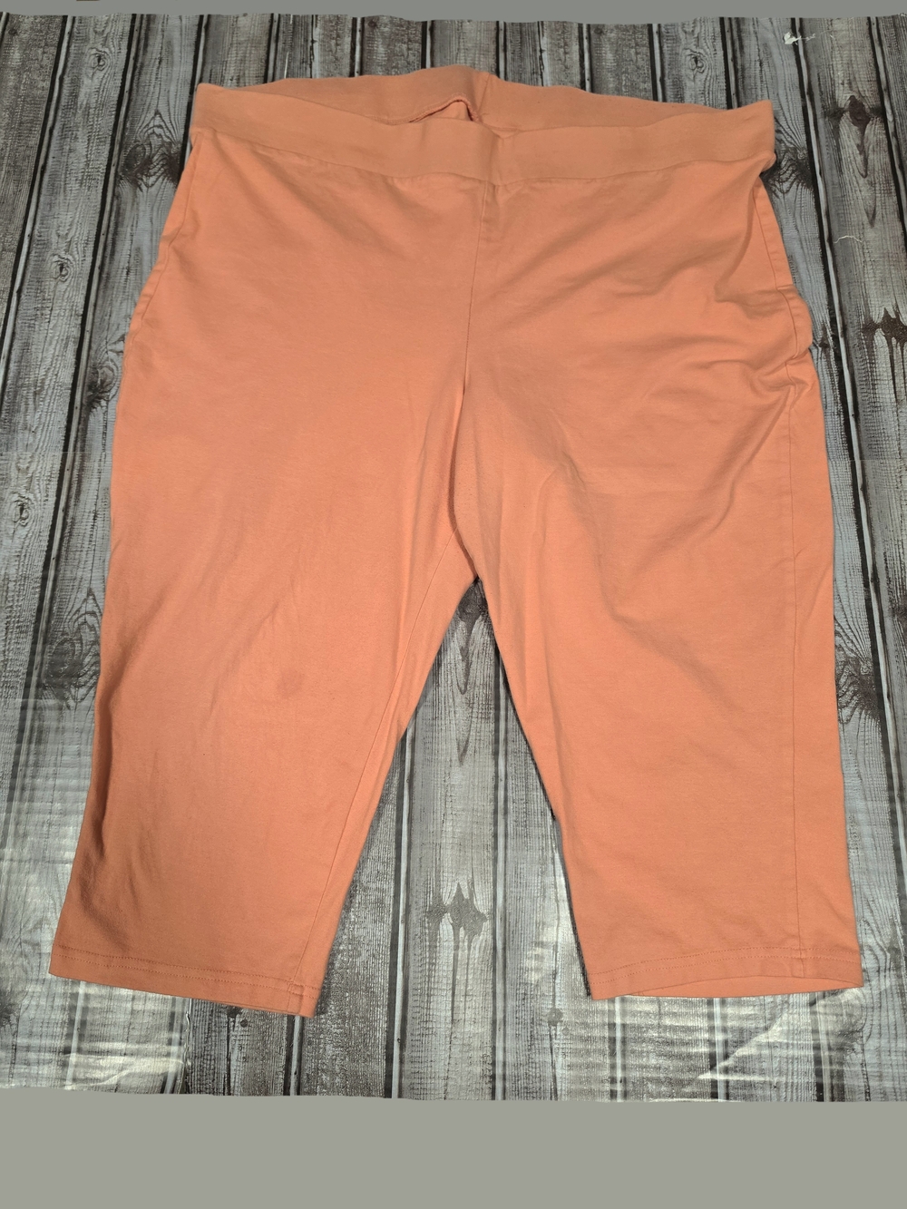 Torrid Orange Capri Leggings Size 4